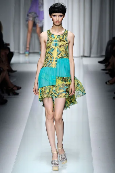 Look 35
